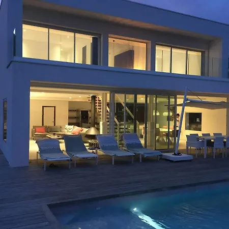 Californienne Avec Piscine Privee Et Climatisation - Fr-1-768-37 *