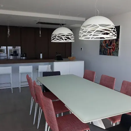 Californienne Avec Piscine Privee Et Climatisation - Fr-1-768-37 * Les Issambres